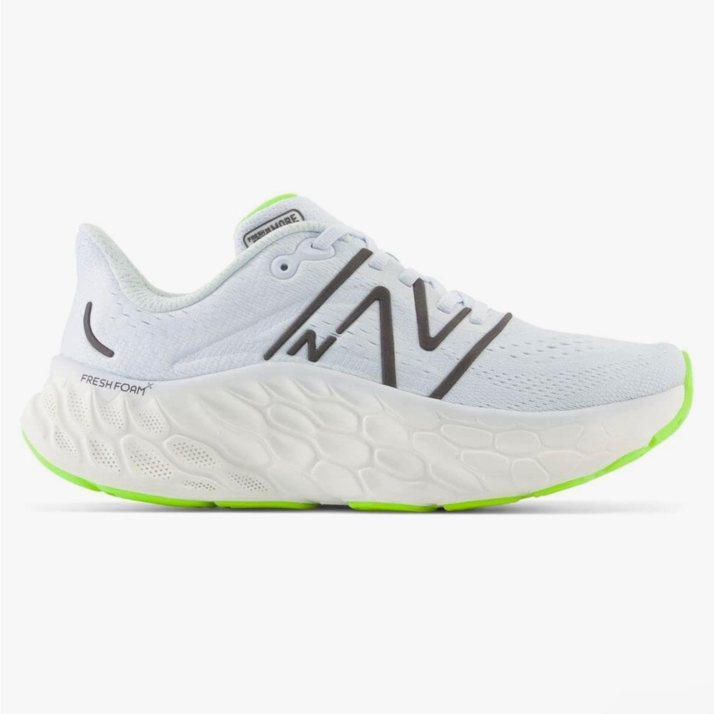 New Balance Womens Fresh Foam X More V4 Running Shoes WMORCR4 Blue Size 9 Wide